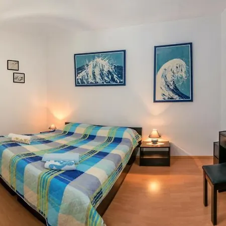 In With Seaview, Terrace, Air Condition, Wifi
