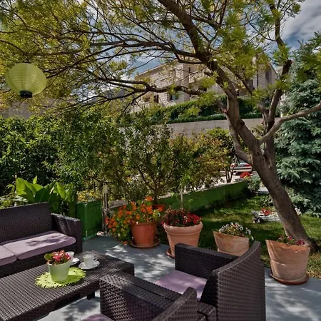 Apartmán In With Seaview, Terrace, Air Condition, Wifi Bol